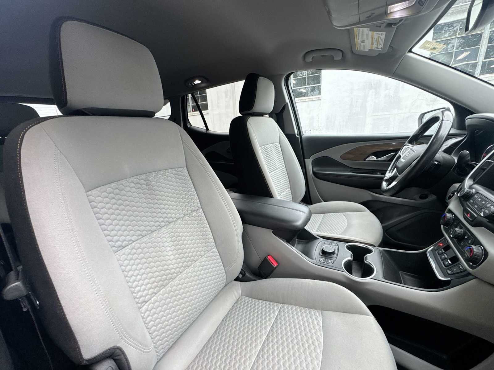 Thumbnail: 2018 GMC Terrain - 17