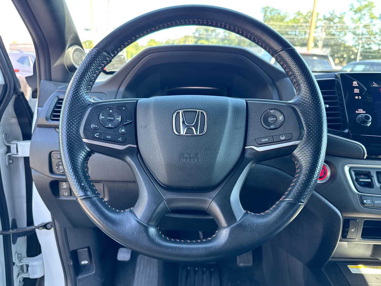 Thumbnail: 2022 Honda Pilot - 24