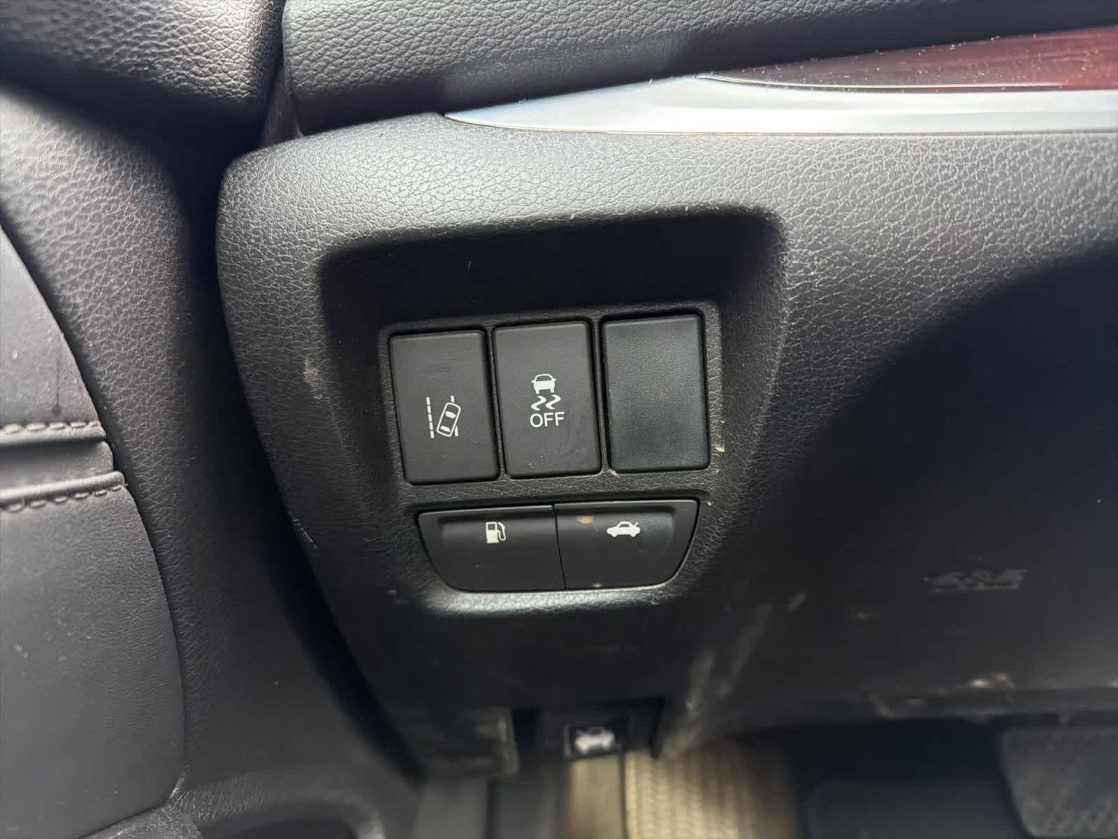 Thumbnail: 2016 Acura TLX - 20