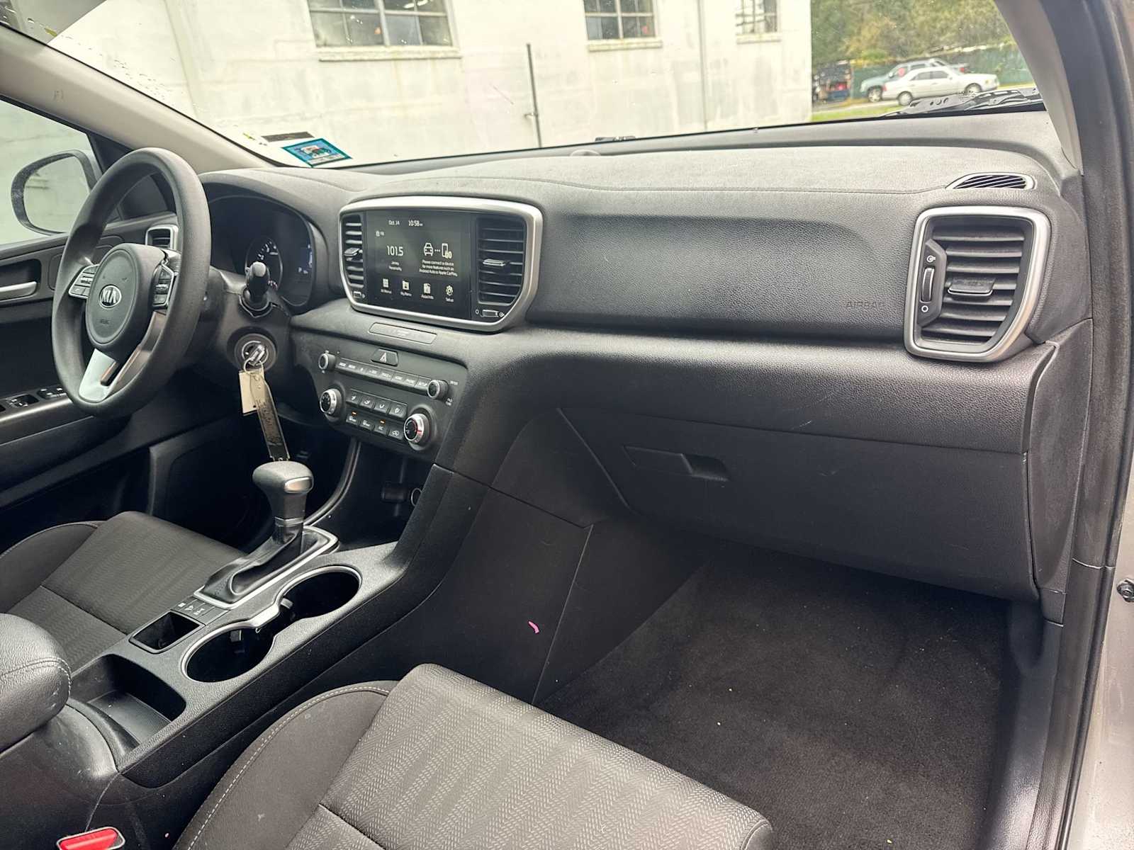 Thumbnail: 2020 Kia Sportage - 16