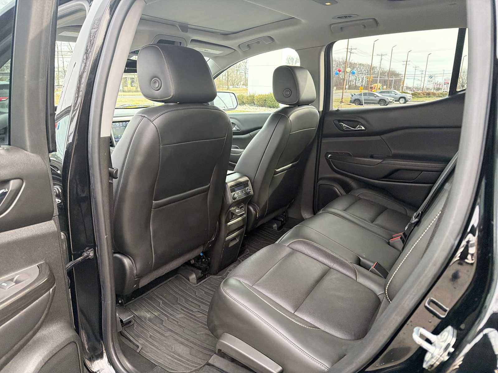 Thumbnail: 2018 GMC Acadia - 12