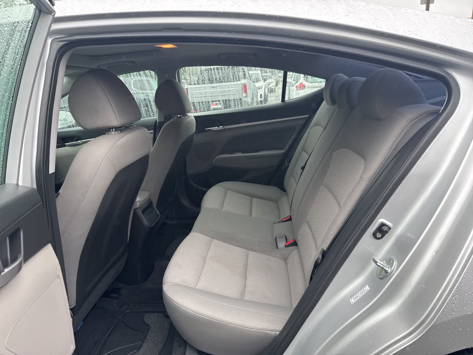 2019 Hyundai Elantra Value Edition 10