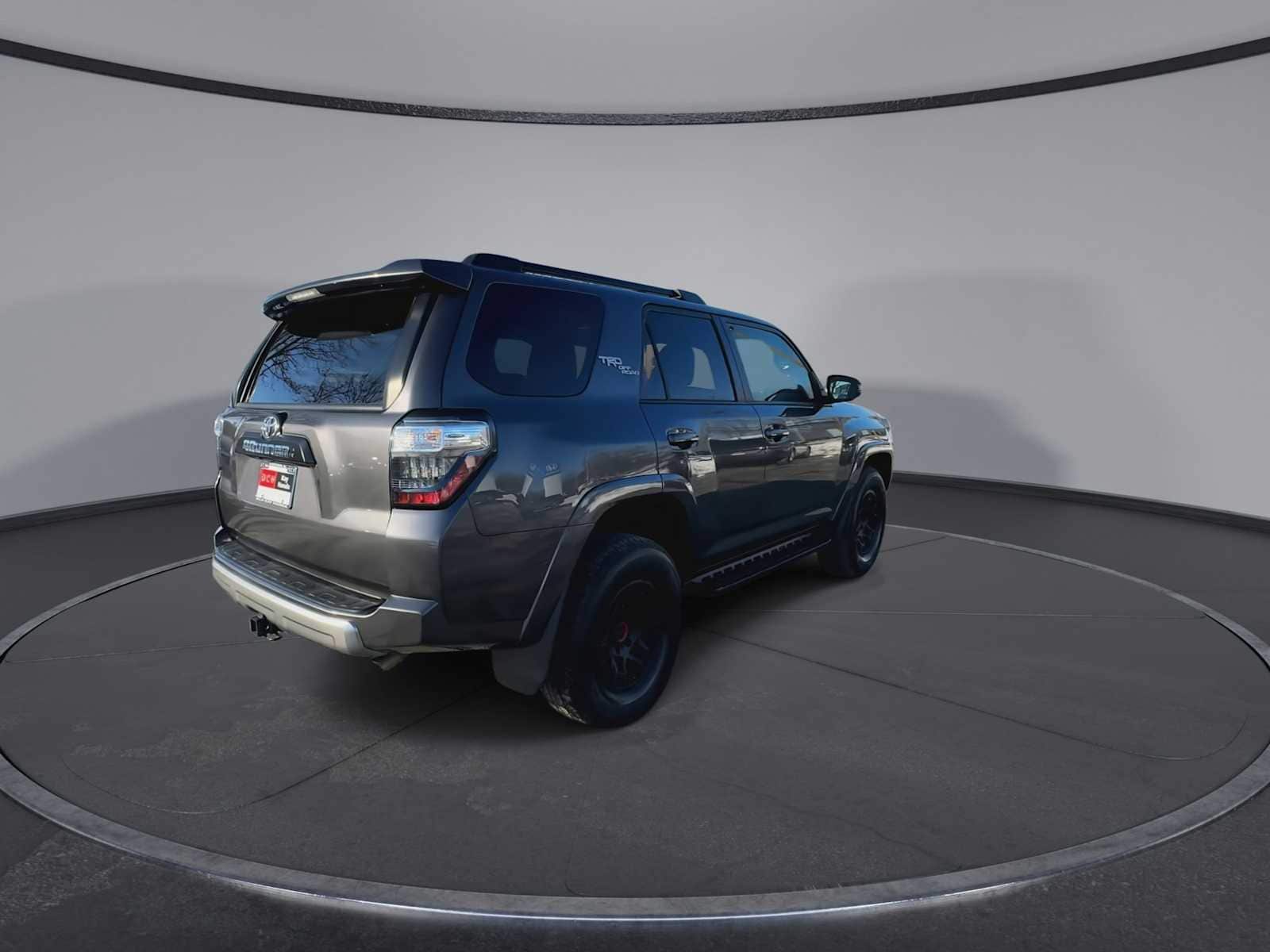 Thumbnail: 2022 Toyota 4Runner - 8