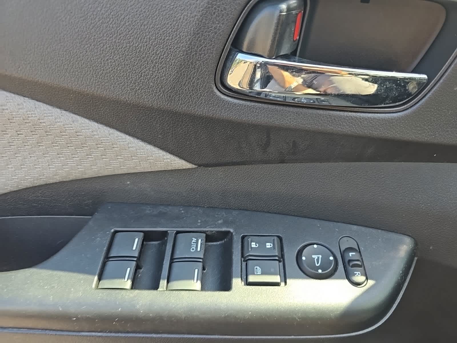 Thumbnail: 2015 Honda CR-V - 20