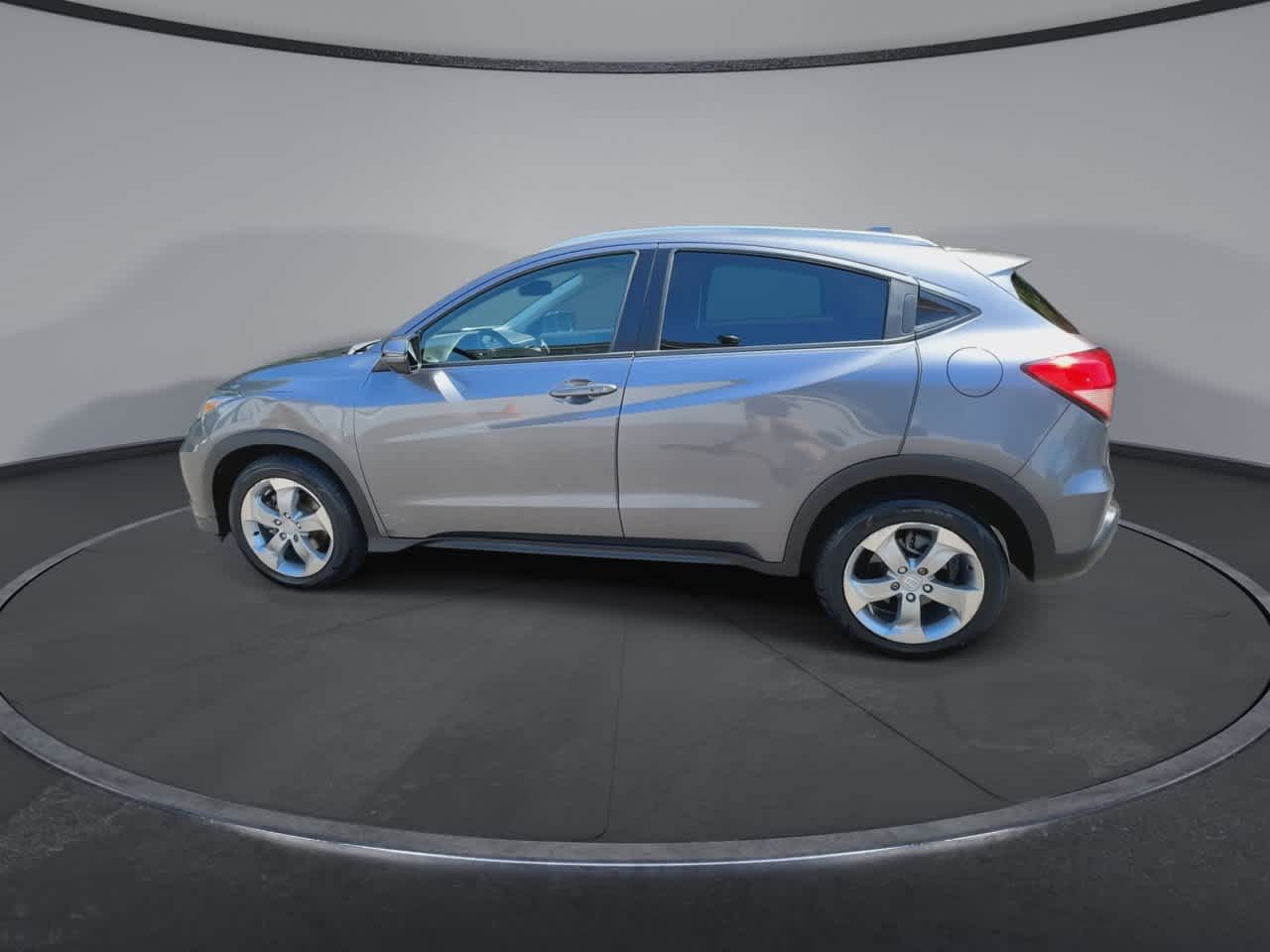 Thumbnail: 2017 Honda HR-V - 5