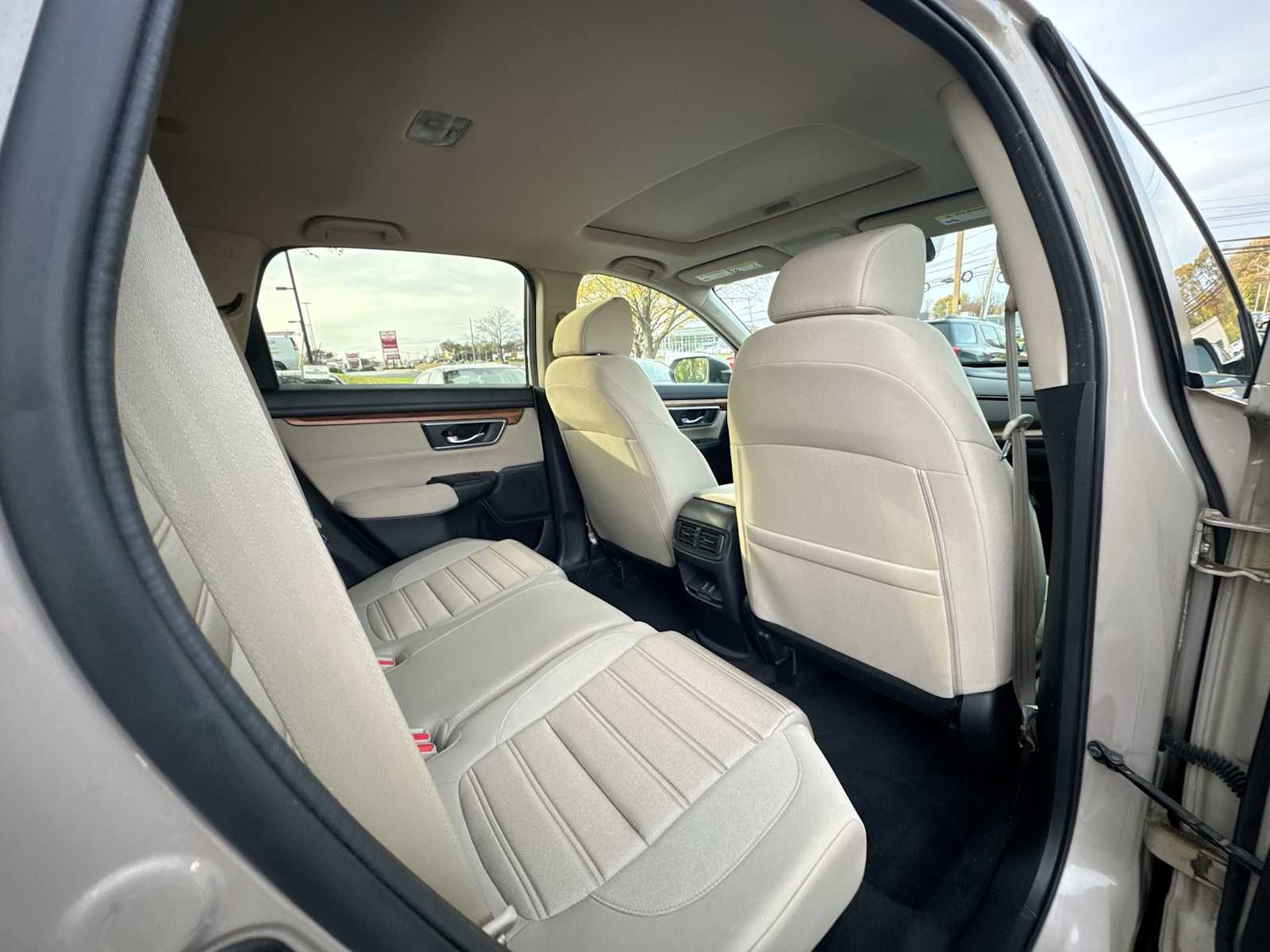 Thumbnail: 2017 Honda CR-V - 14