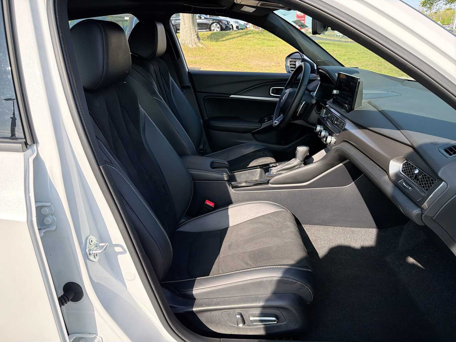 Thumbnail: 2023 Acura Integra - 15