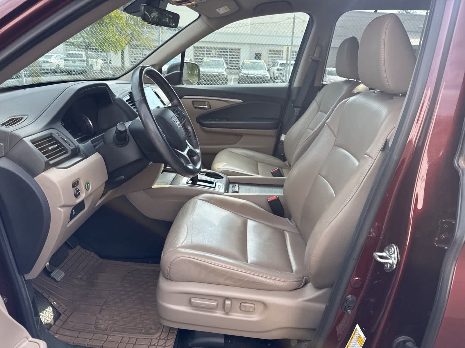 Thumbnail: 2020 Honda Pilot - 12