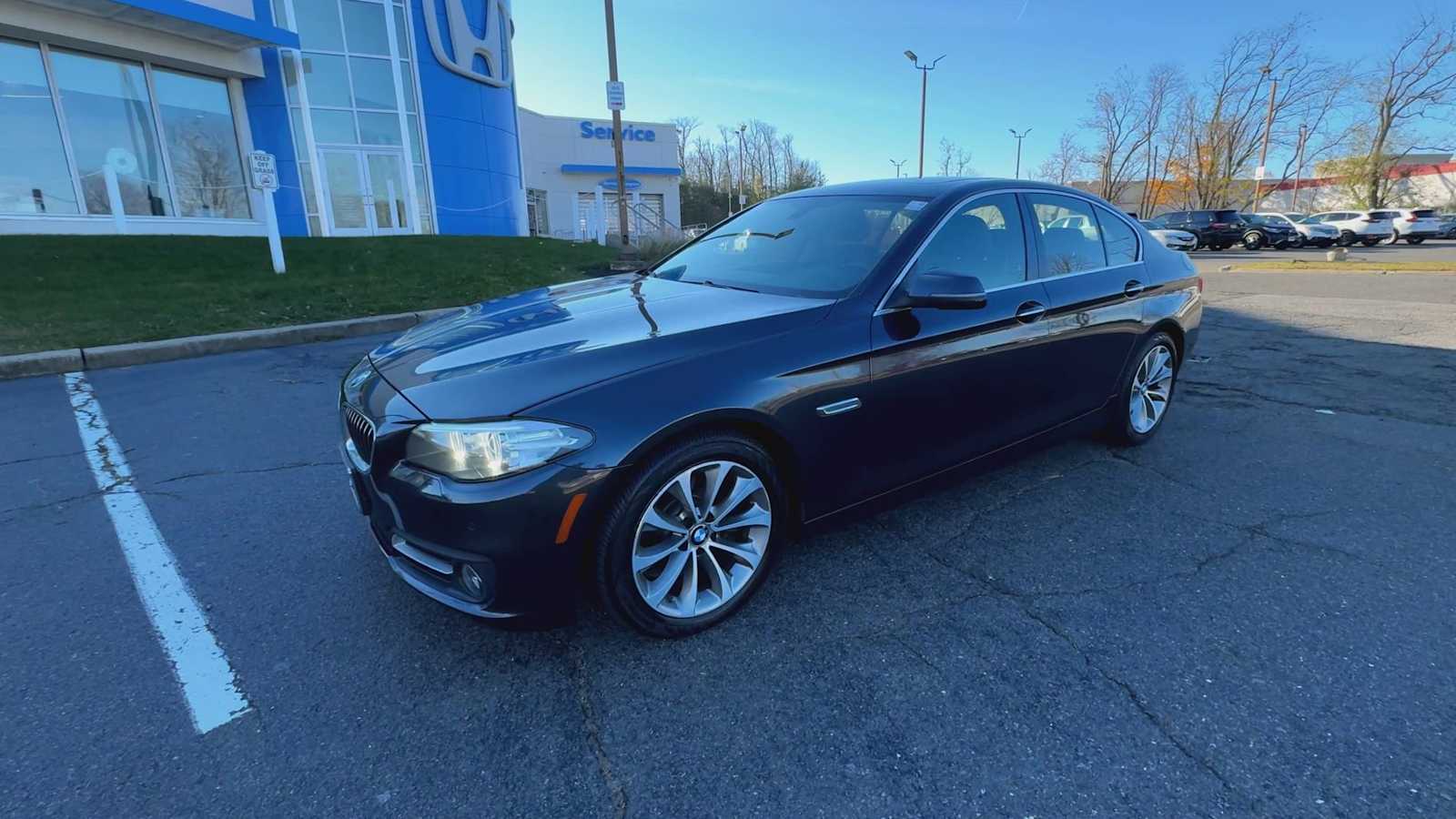 Thumbnail: 2016 BMW 5 Series - 4