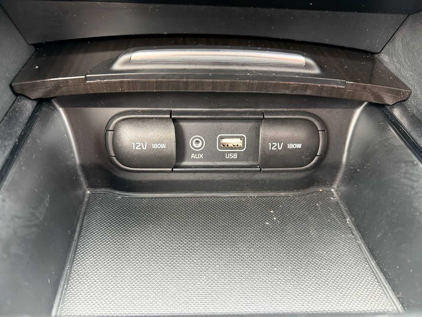 Thumbnail: 2019 Kia Optima - 28