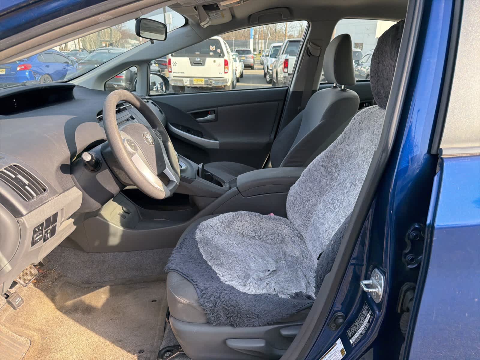 Thumbnail: 2011 Toyota Prius - 12