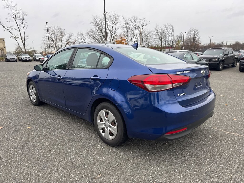 Used 2017 Kia Forte LX Sedan
