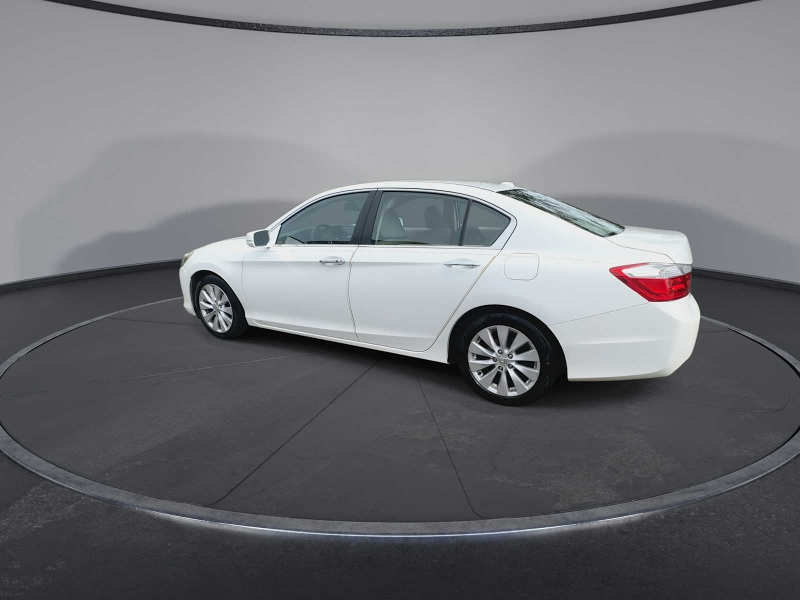 Thumbnail: 2015 Honda Accord - 6
