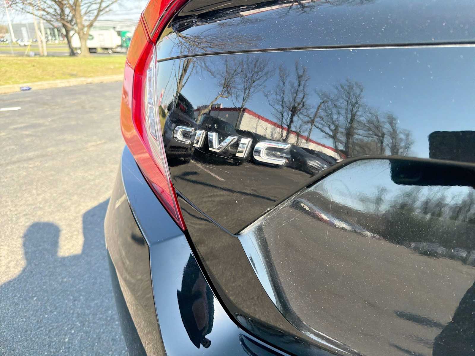 Thumbnail: 2019 Honda Civic - 18