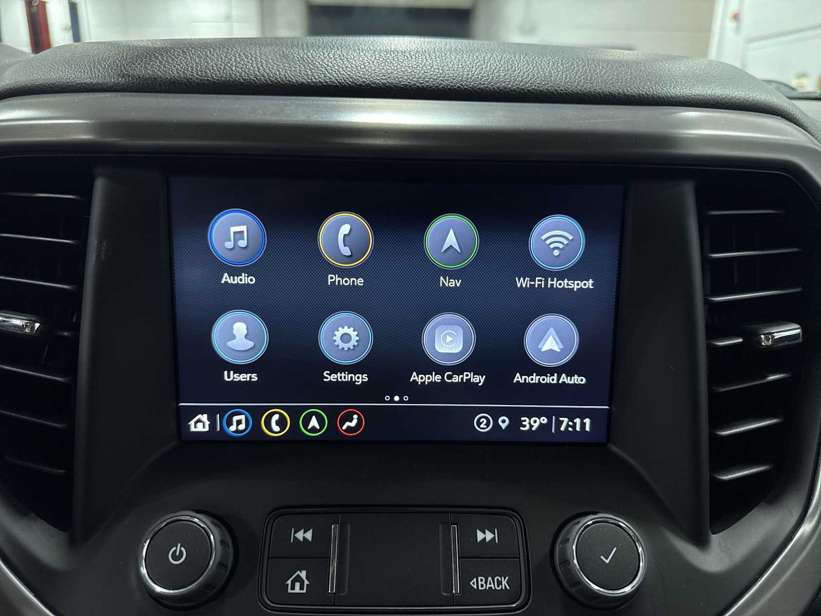 Thumbnail: 2022 GMC Acadia - 22