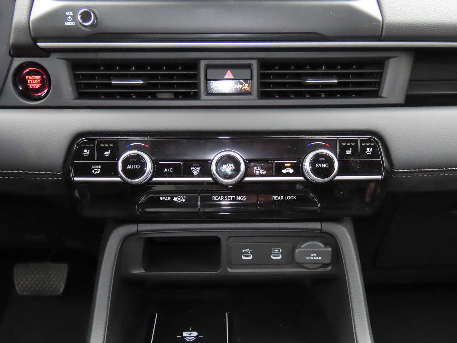 Thumbnail: 2026 Honda Pilot - 25