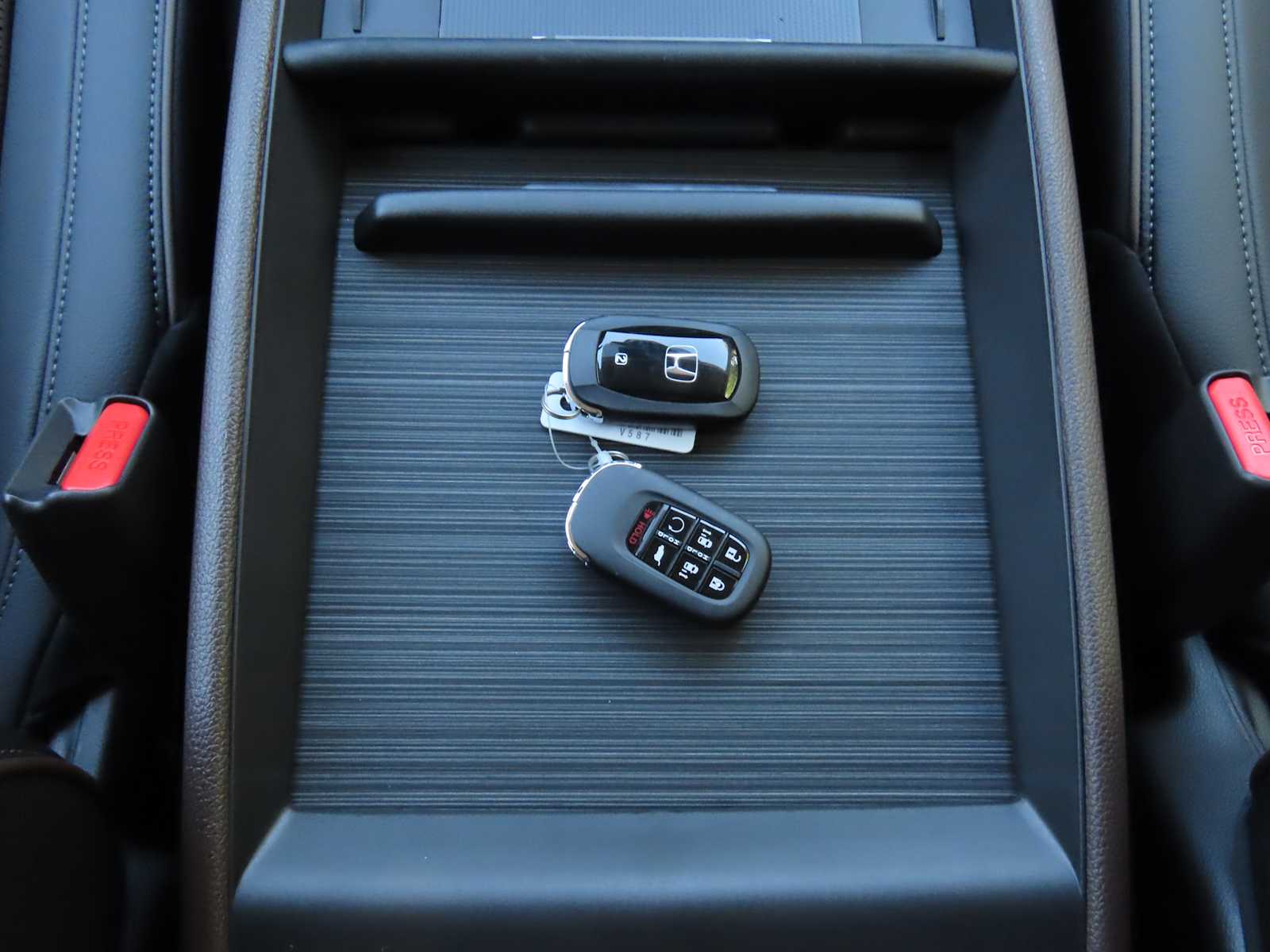 Thumbnail: 2026 Honda Odyssey - 29