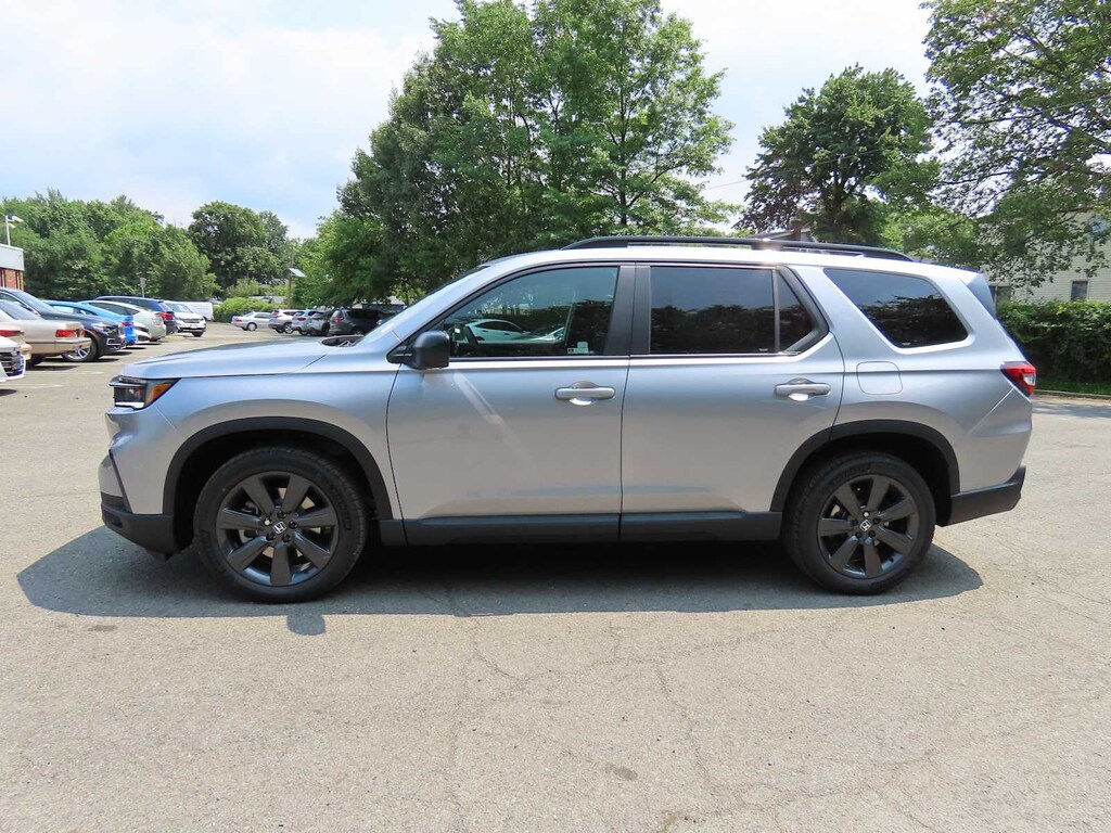 New 2025 Honda Pilot Sport SUV