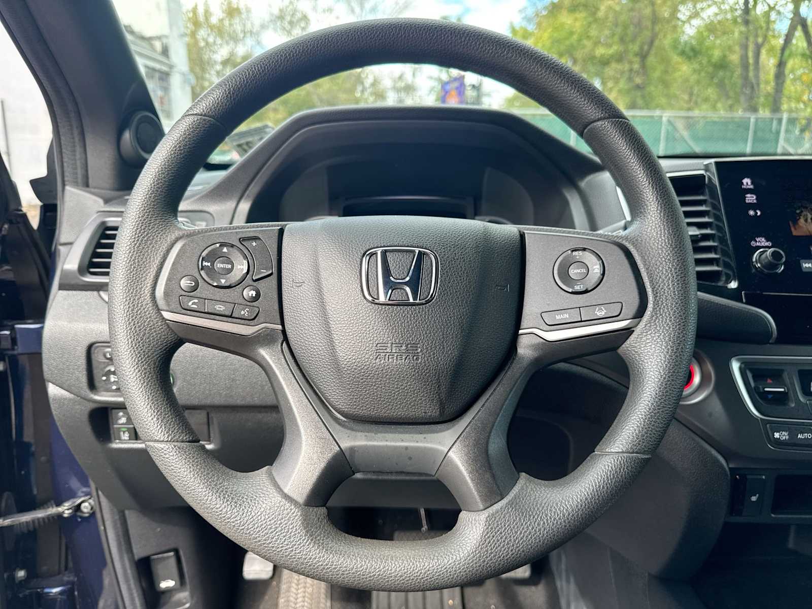 Thumbnail: 2022 Honda Pilot - 23