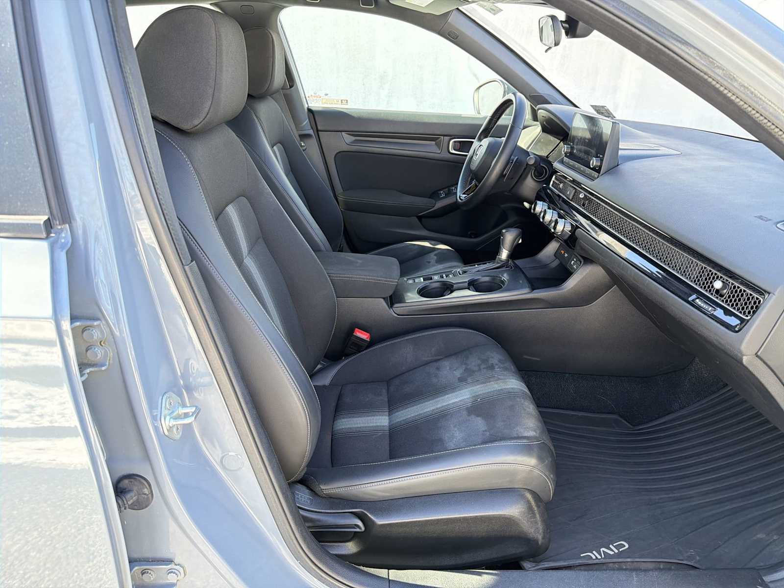 Thumbnail: 2023 Honda Civic - 15