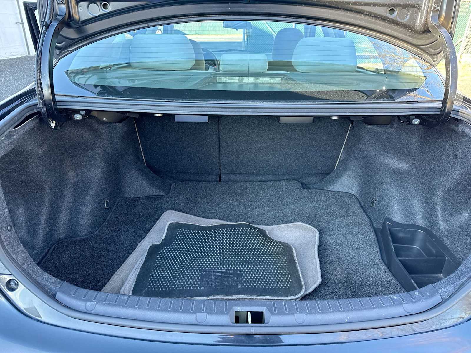 Thumbnail: 2010 Toyota Corolla - 27