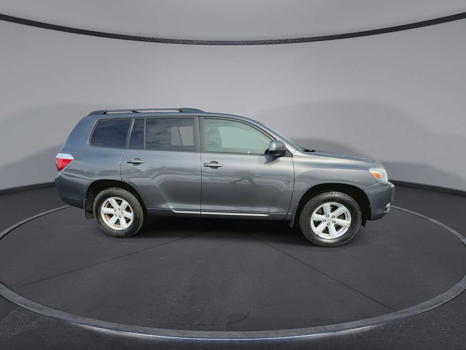 Thumbnail: 2010 Toyota Highlander - 9