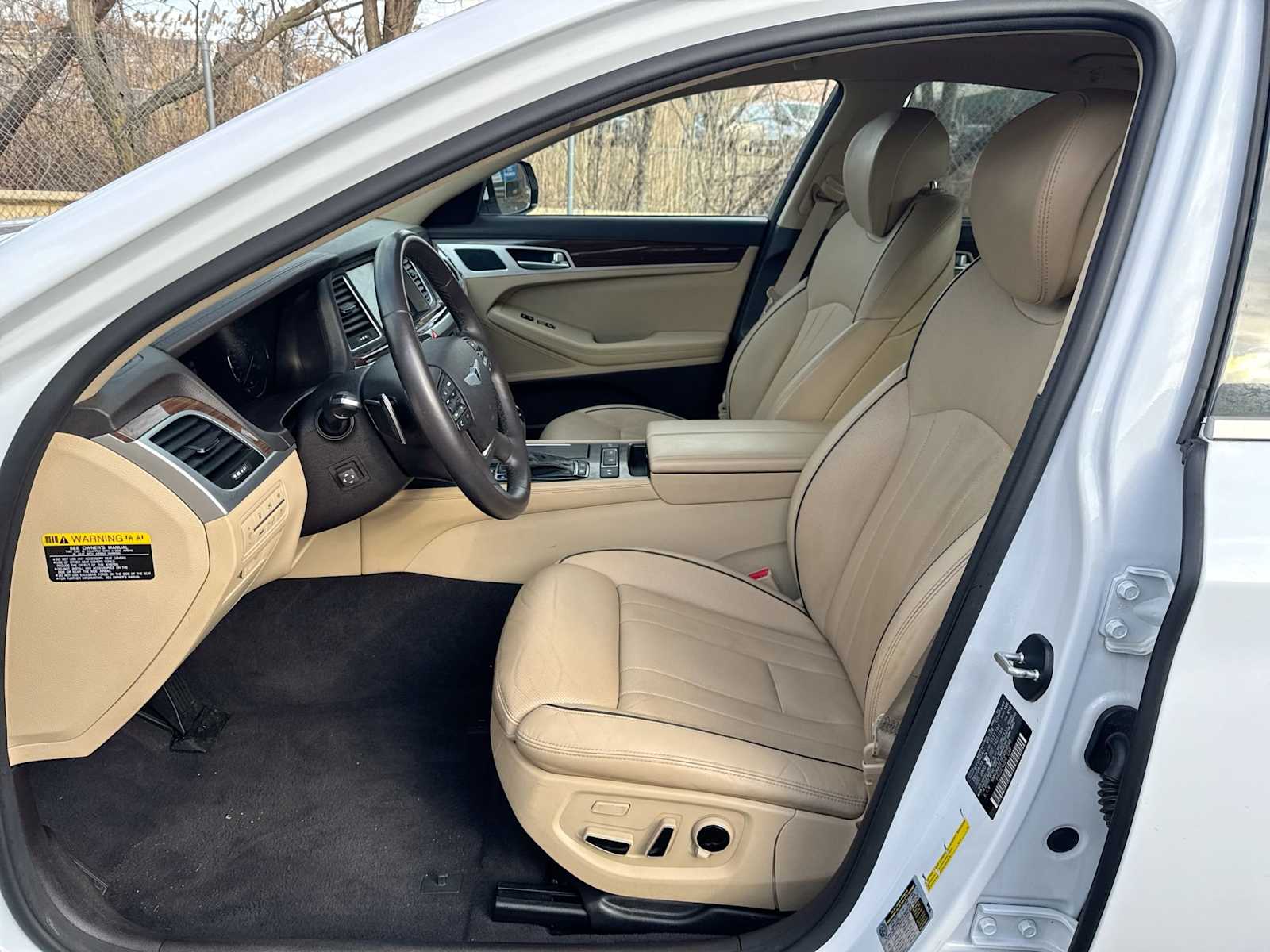 Thumbnail: 2015 Hyundai Genesis - 11