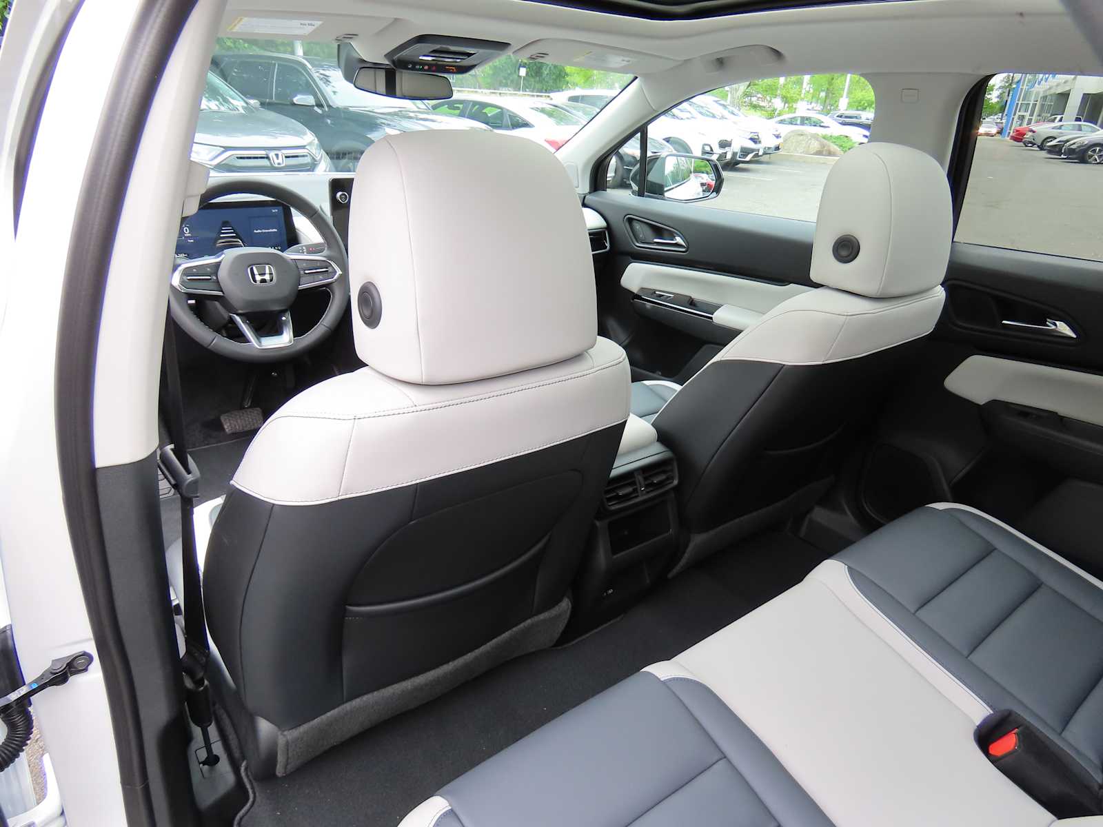 Thumbnail: 2026 Honda Prologue - 14