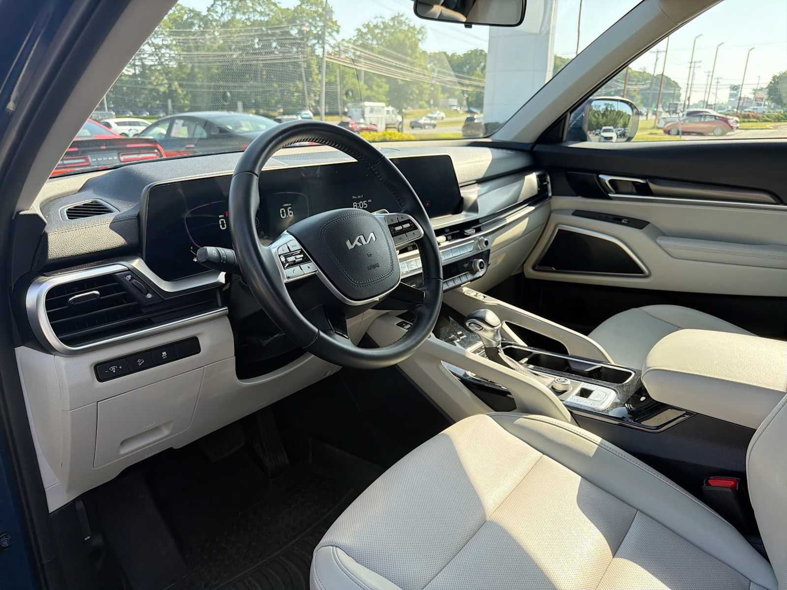 Thumbnail: 2023 Kia Telluride - 9