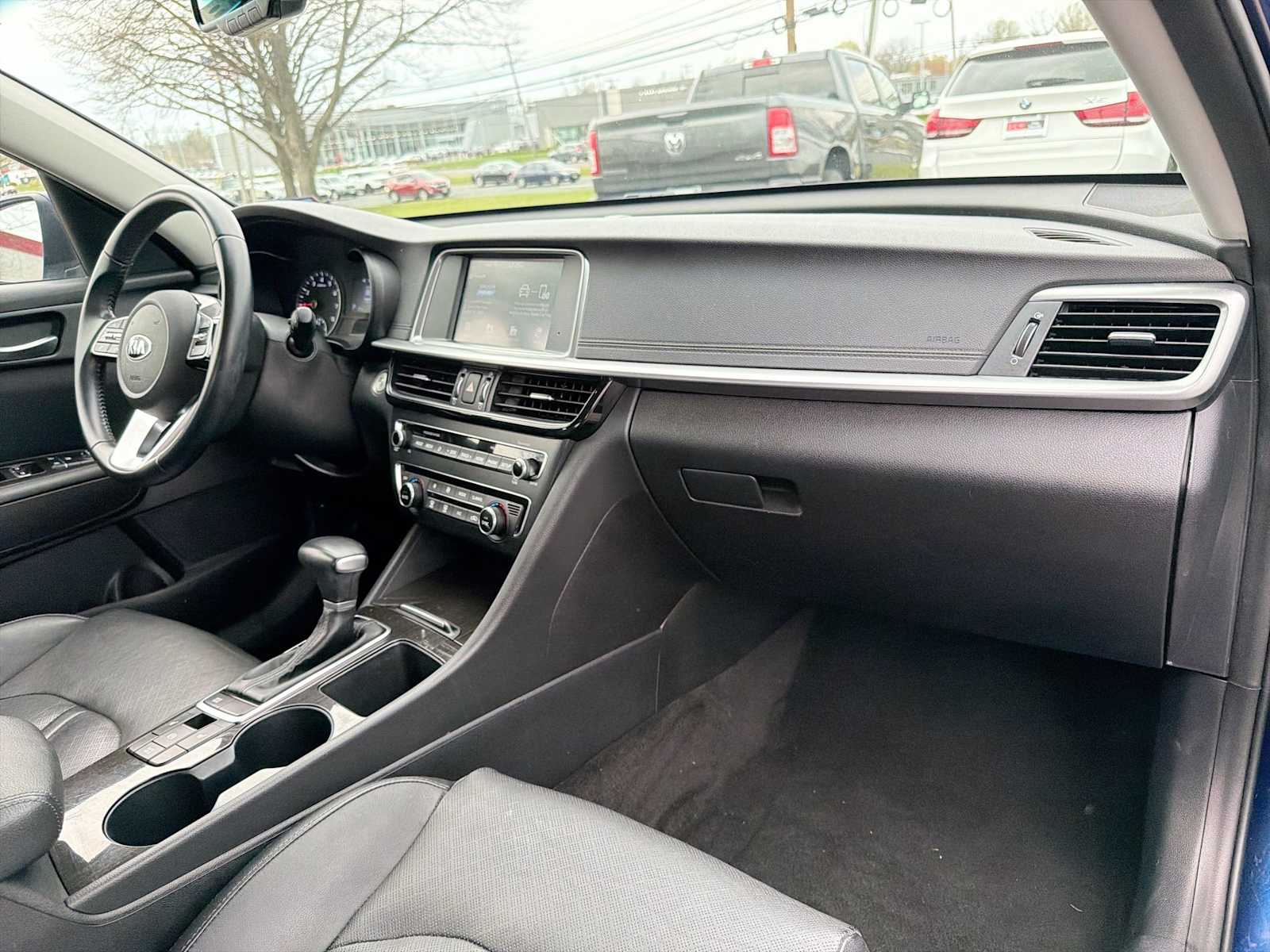 Thumbnail: 2019 Kia Optima - 16