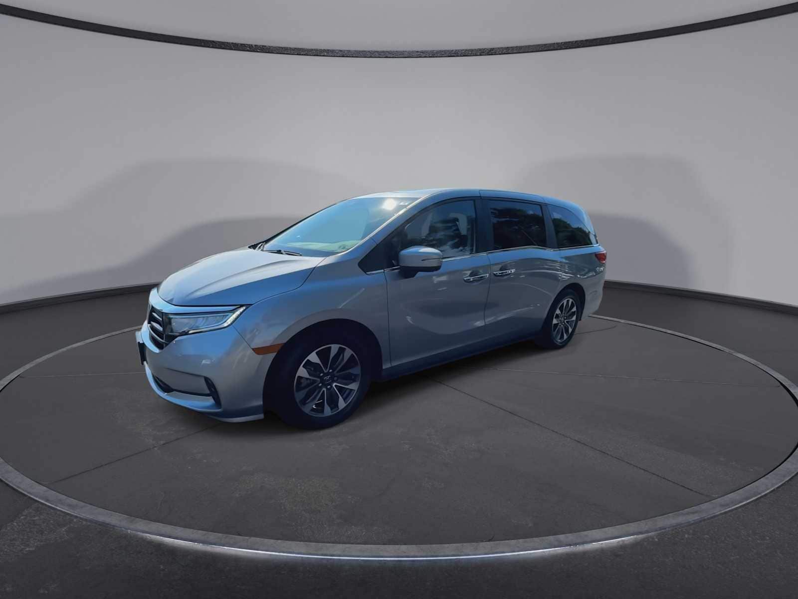 Thumbnail: 2023 Honda Odyssey - 4