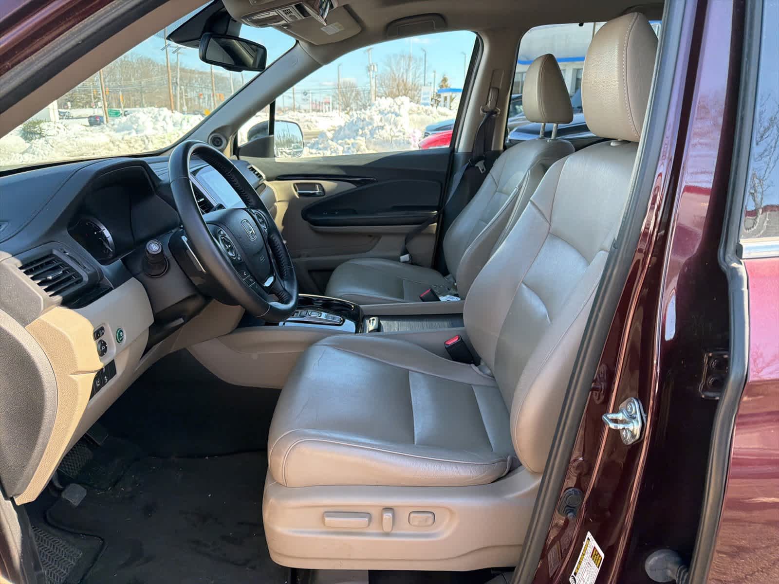 Thumbnail: 2016 Honda Pilot - 12