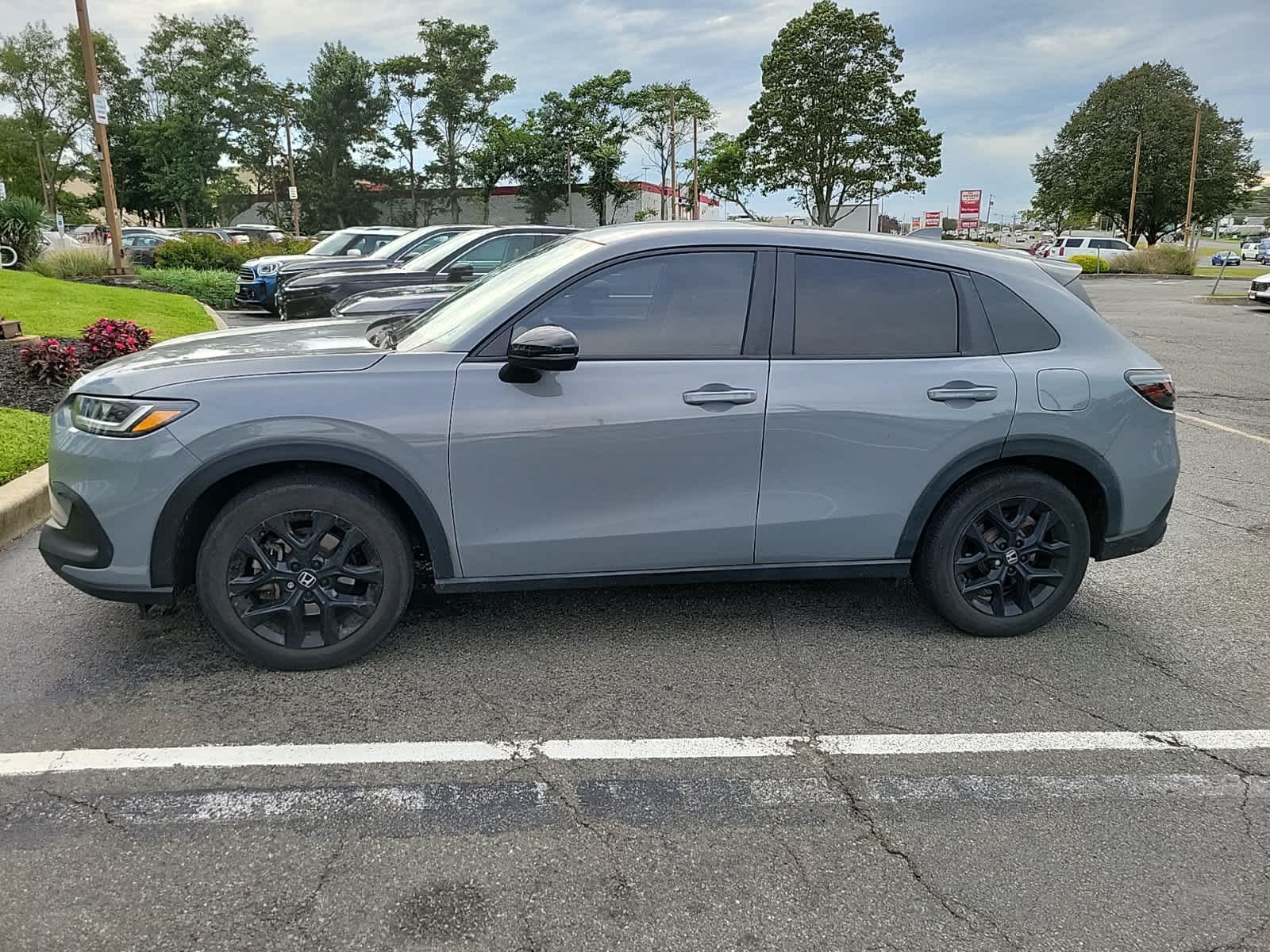 Thumbnail: 2023 Honda HR-V - 2