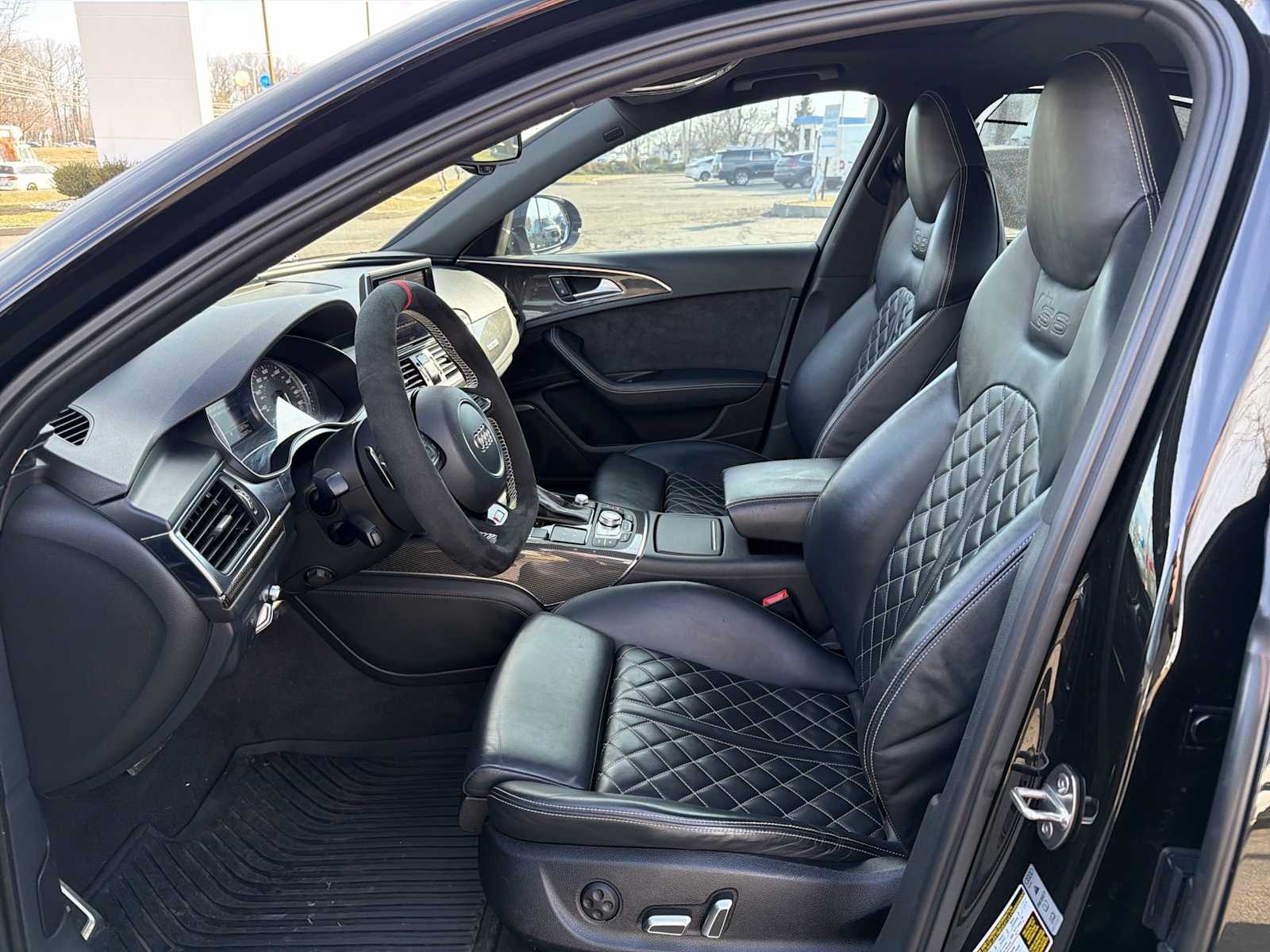 Thumbnail: 2016 Audi S6 - 11