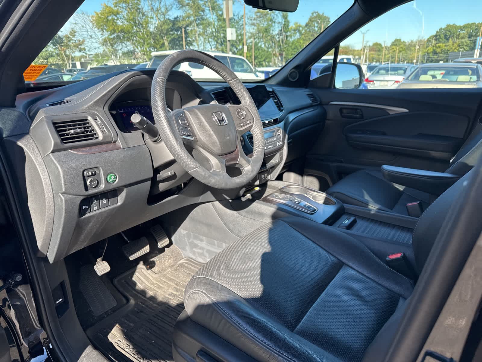 Thumbnail: 2022 Honda Passport - 11