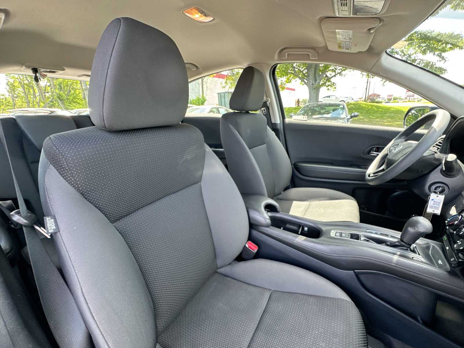 2022 Honda HR-V LX 17