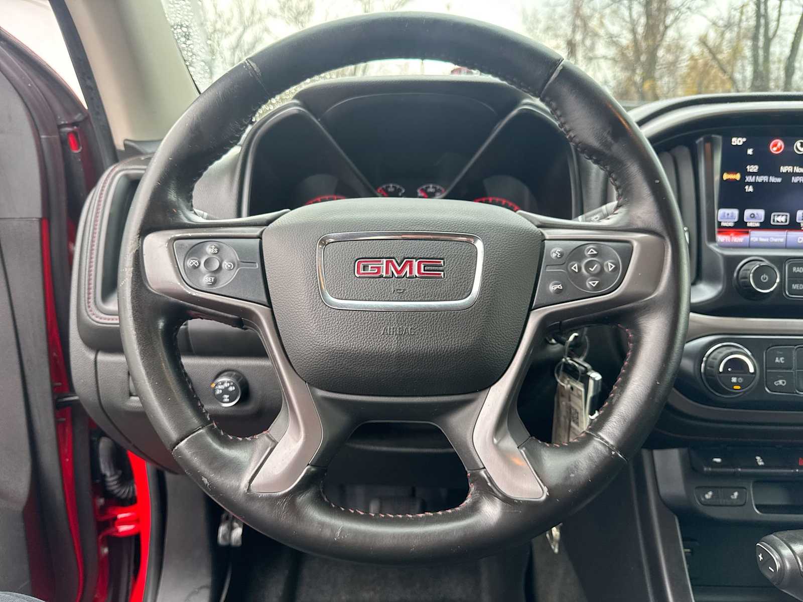 Thumbnail: 2016 GMC Canyon - 21