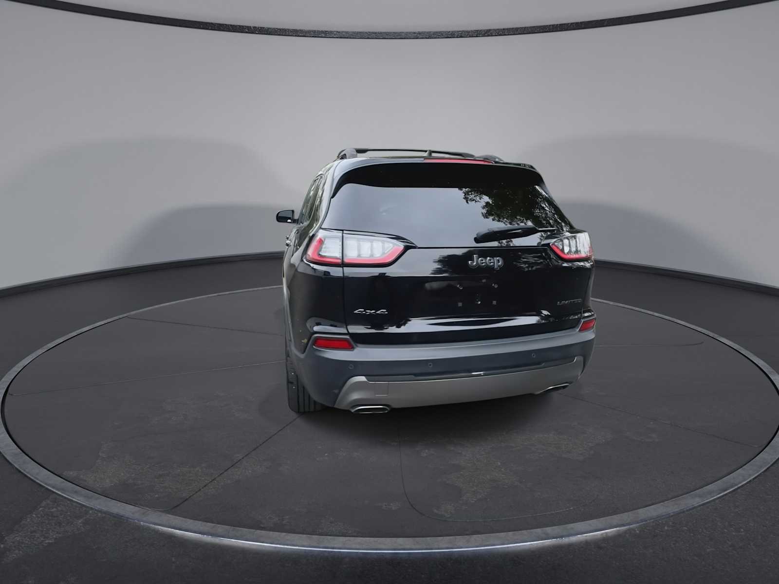 Thumbnail: 2019 Jeep Cherokee - 7