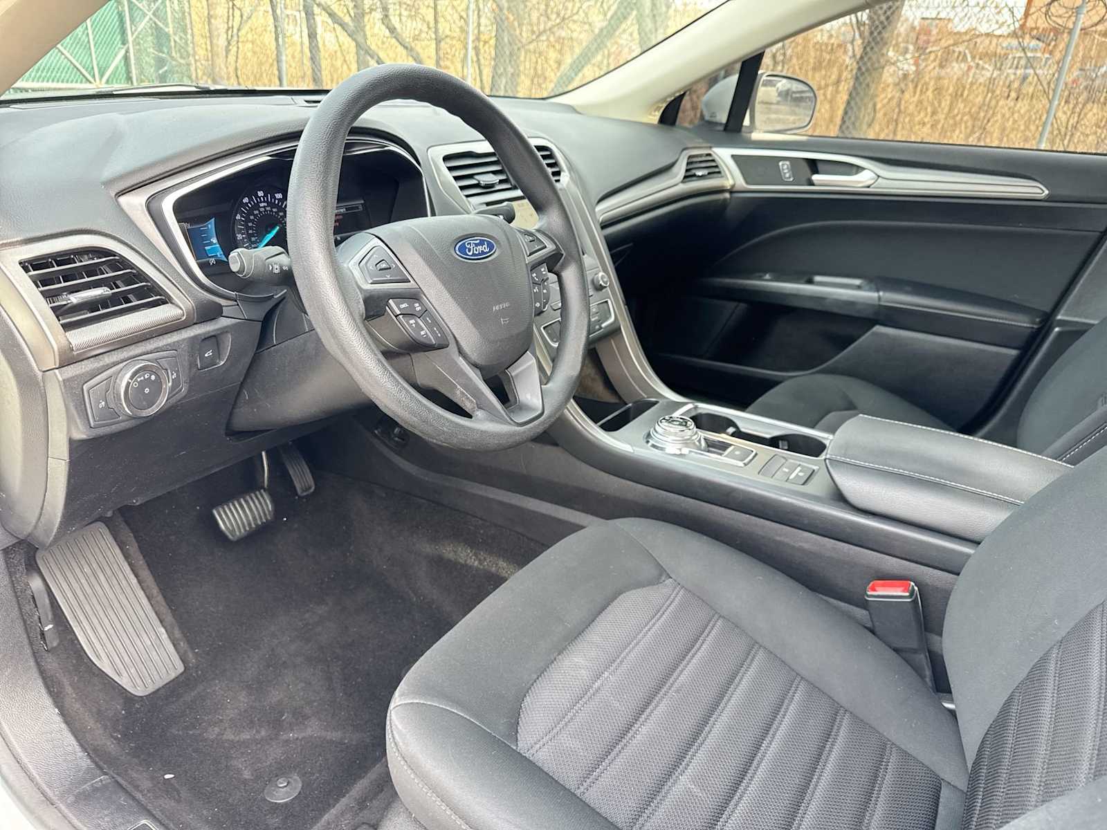 Thumbnail: 2020 Ford Fusion - 10