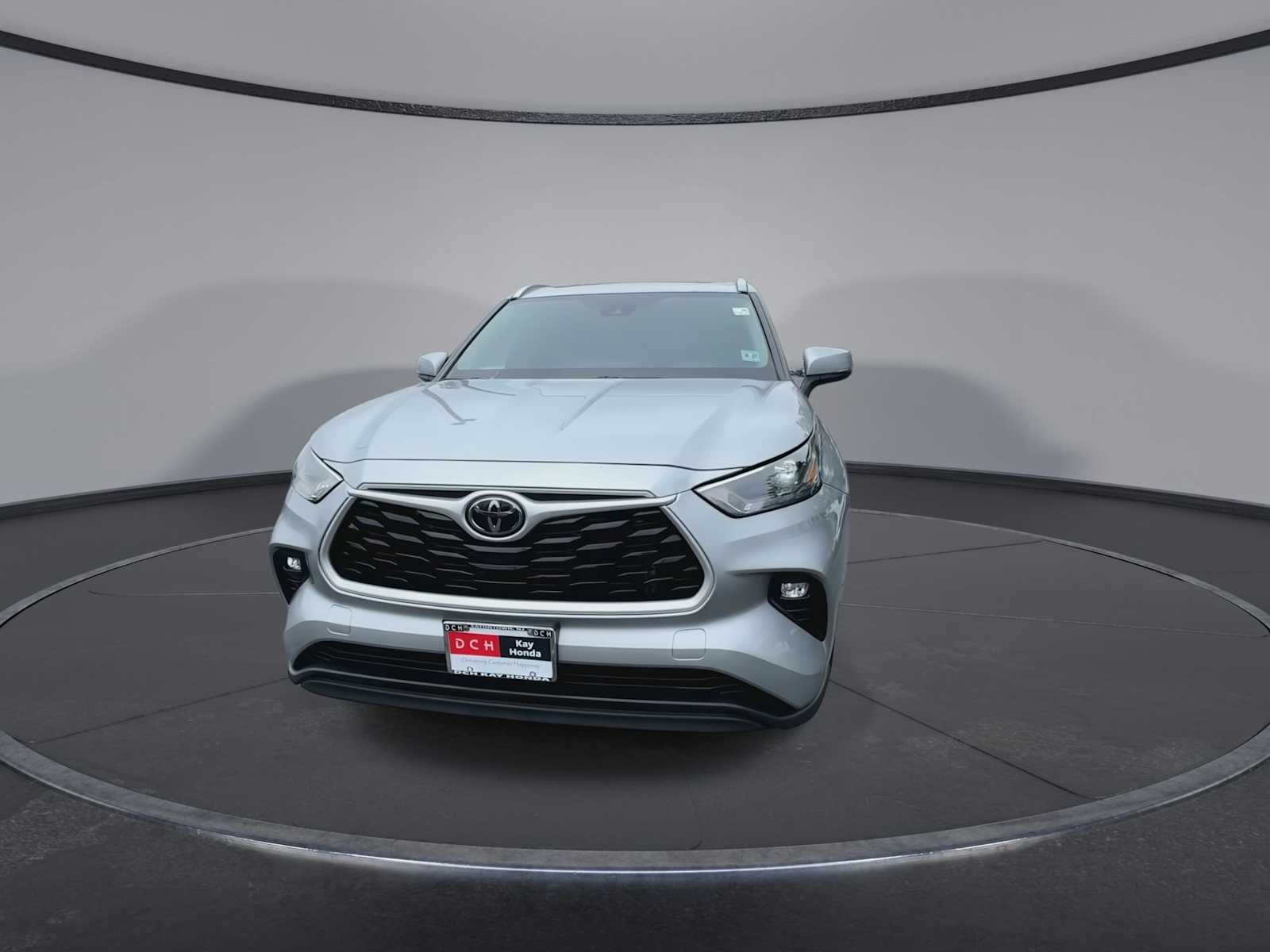 2022 Toyota Highlander XLE 3