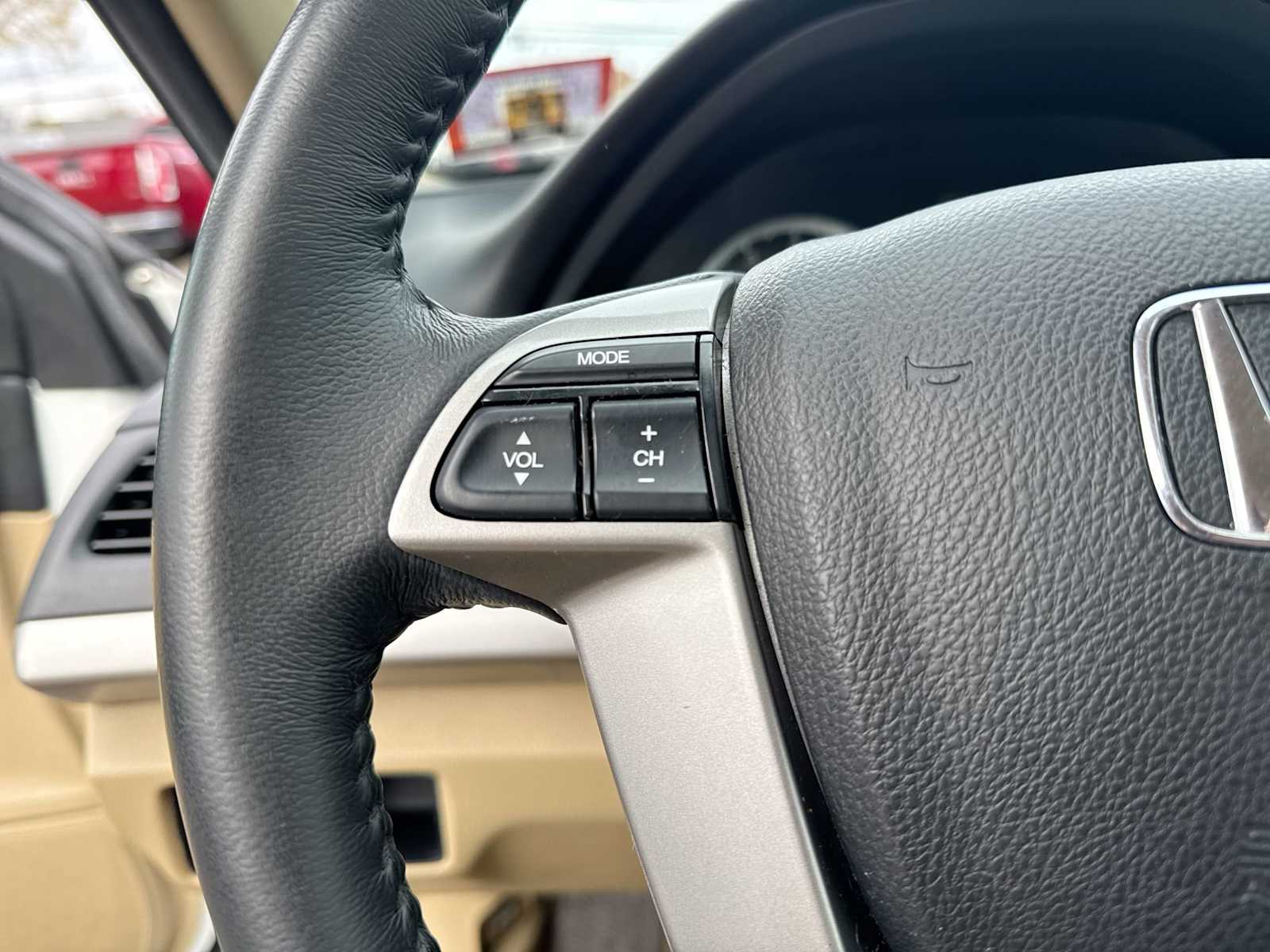 Thumbnail: 2011 Honda Accord - 24