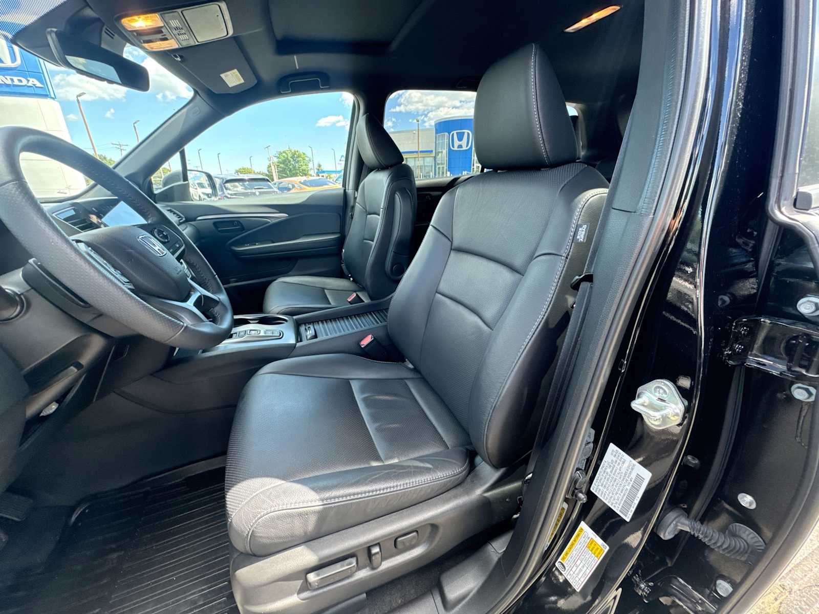 Thumbnail: 2022 Honda Passport - 21