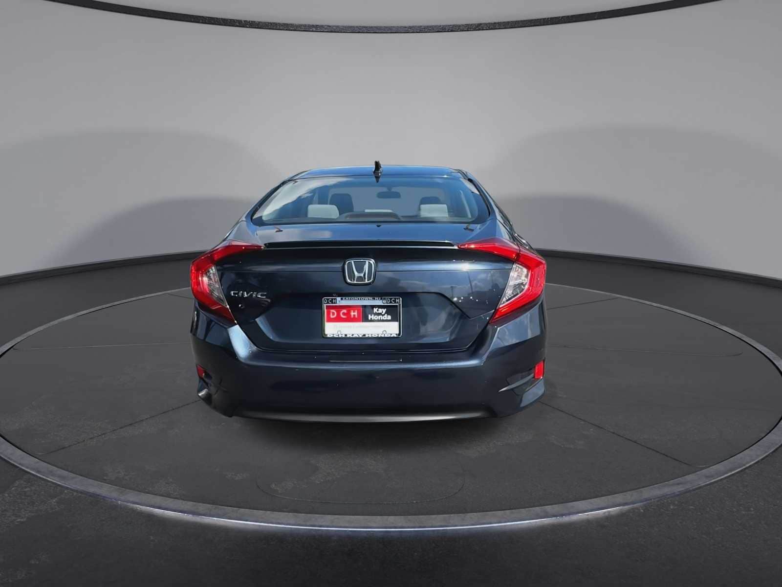 Thumbnail: 2017 Honda Civic - 7