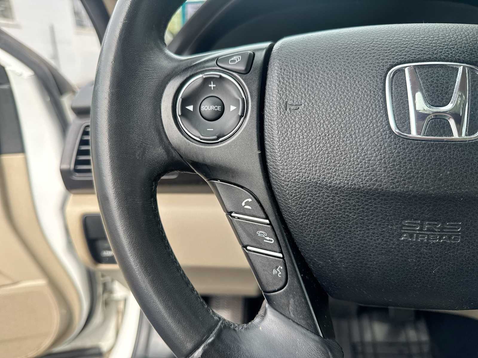 Thumbnail: 2015 Honda Accord - 25