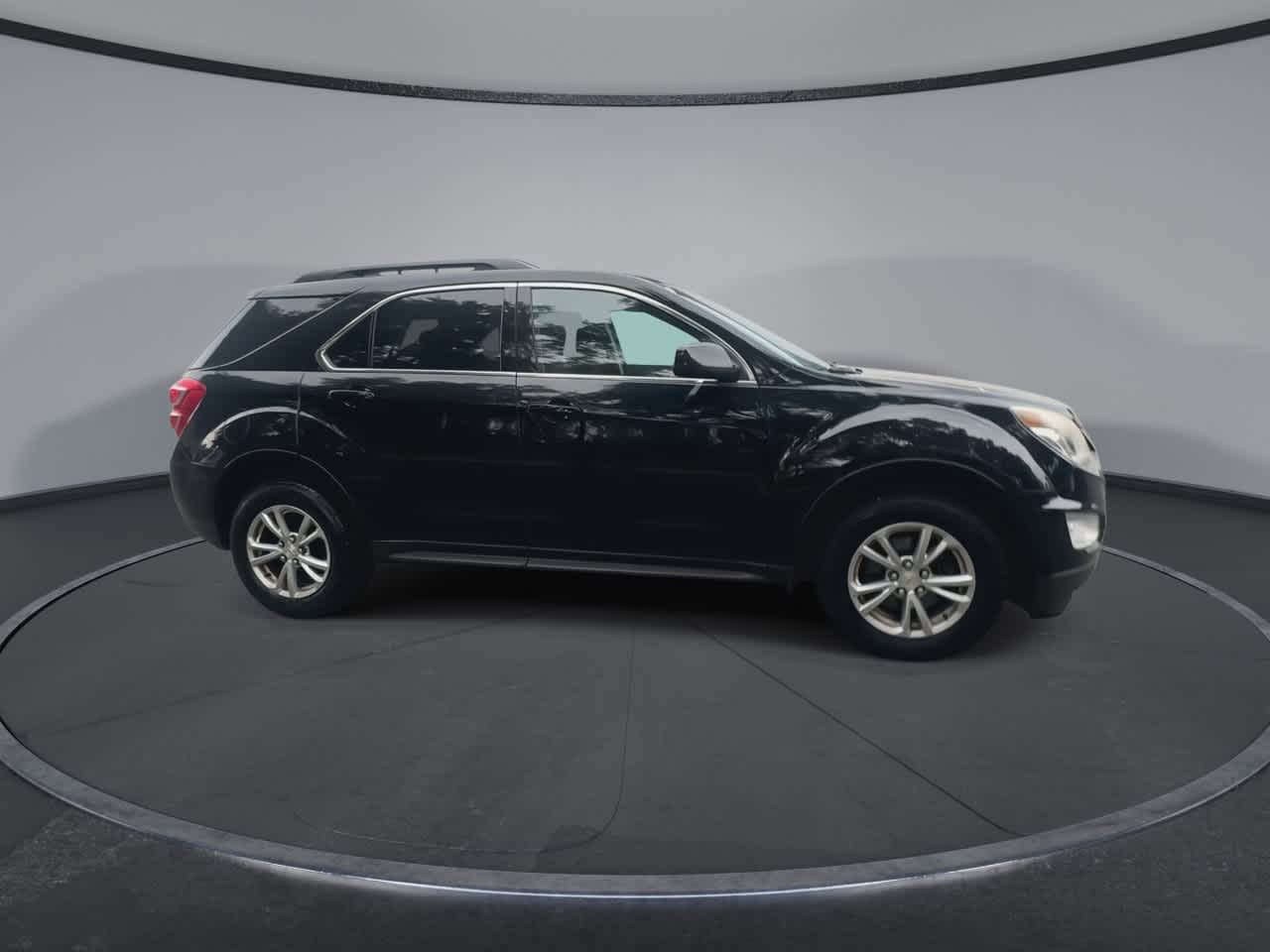 Thumbnail: 2017 Chevrolet Equinox - 9