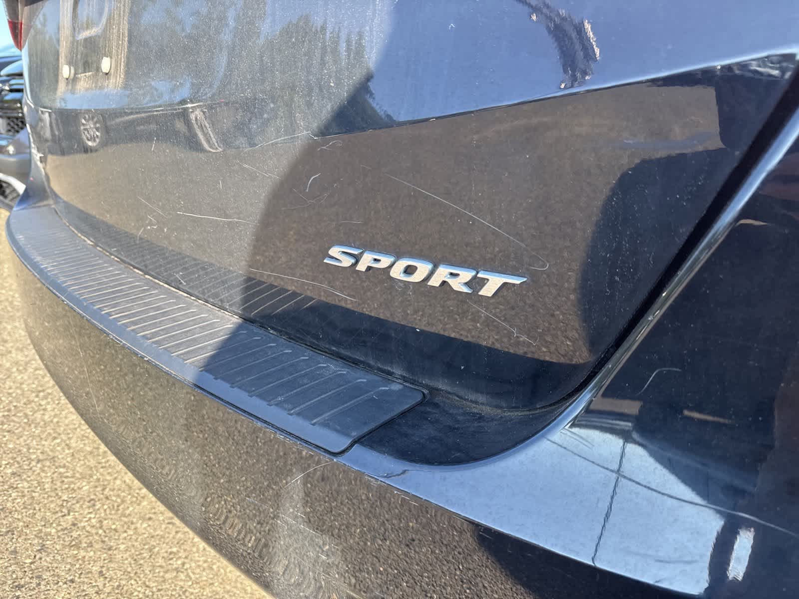 Thumbnail: 2023 Honda Odyssey - 8