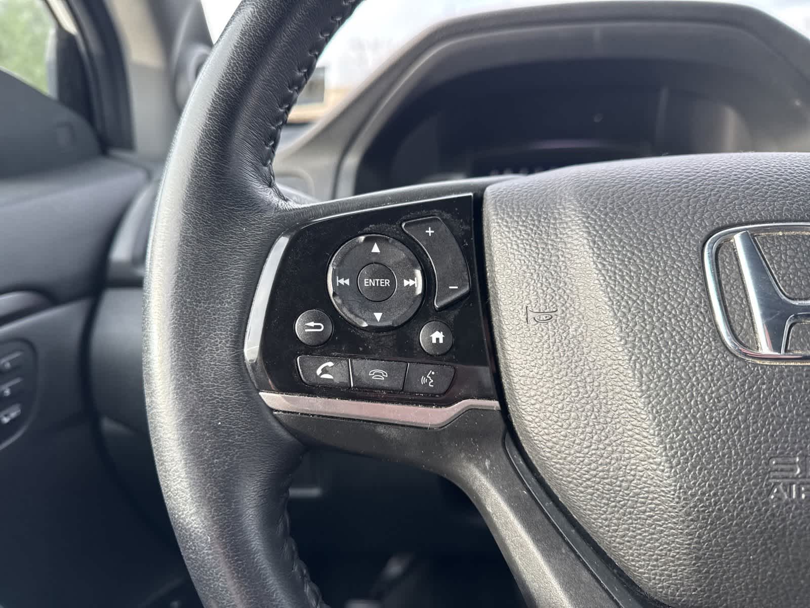 Thumbnail: 2022 Honda Pilot - 17