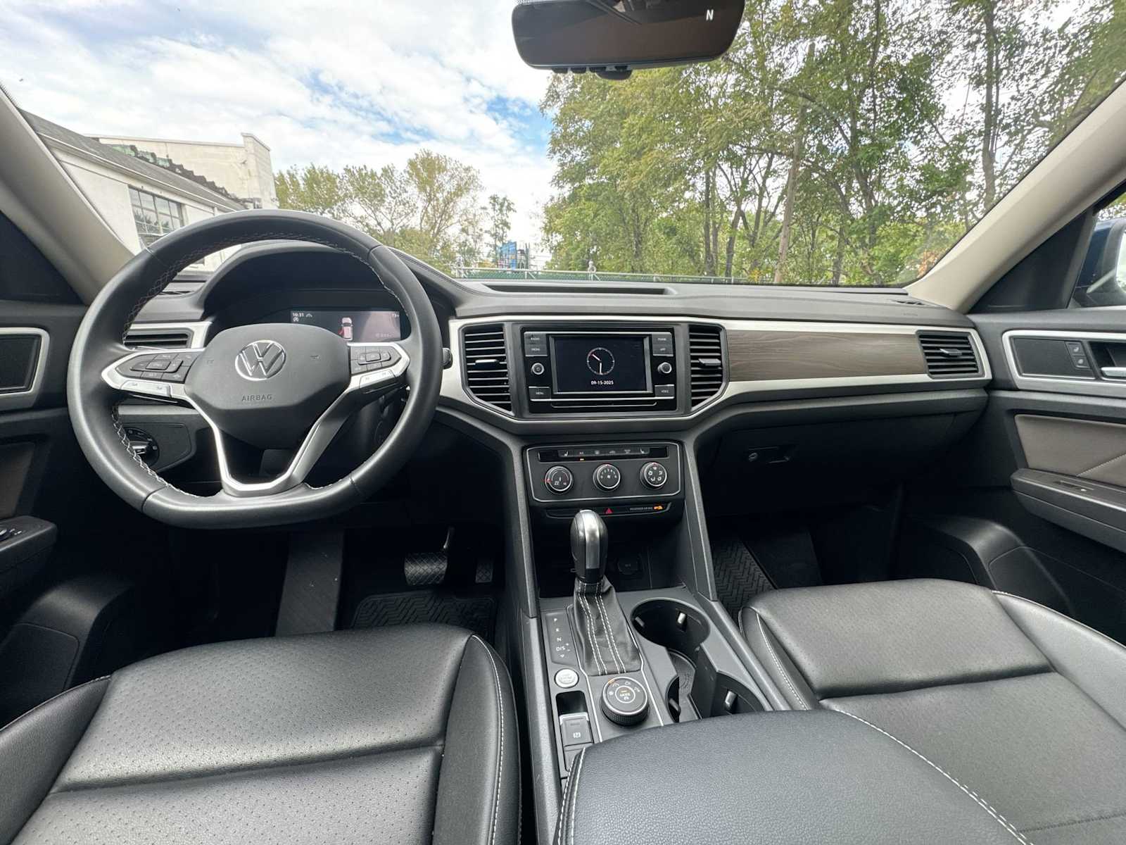 Thumbnail: 2022 Volkswagen Atlas - 20