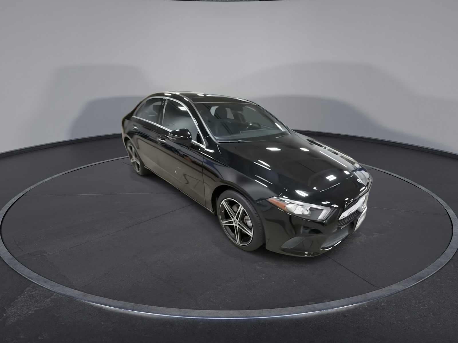 Thumbnail: 2022 Mercedes-Benz A-Class - 2