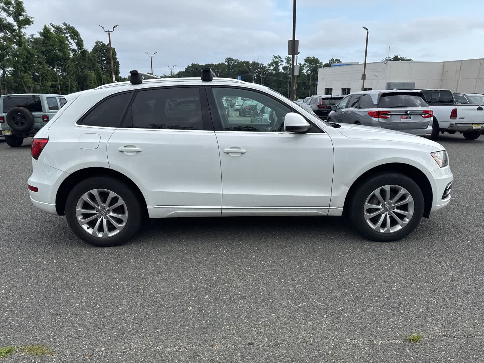 Thumbnail: 2014 Audi Q5 - 6